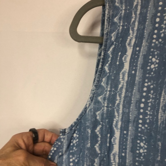 Pioneer Women Sleeveless Dress Fluttery V Point Back Hem Loose Fit Shades Blue - Picture 4 of 10